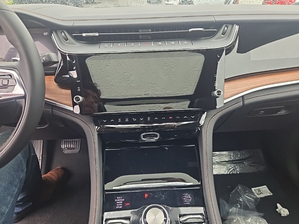 2026 Jeep Grand Cherokee Summit