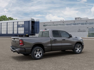 2026 RAM 1500 RAM 1500 EXPRESS QUAD CAB 4X4 6'4' BOX
