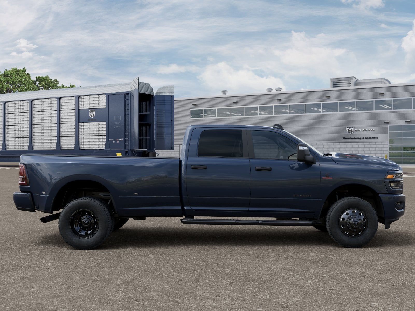 2027 RAM 3500 RAM 3500 BIG HORN CREW CAB 4X4 8' BOX