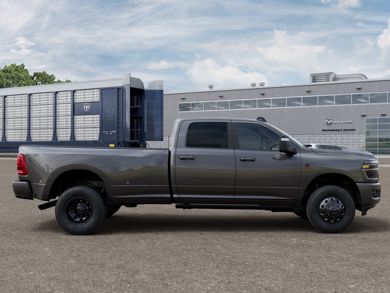 2027 RAM 3500 RAM 3500 LARAMIE CREW CAB 4X4 8' BOX