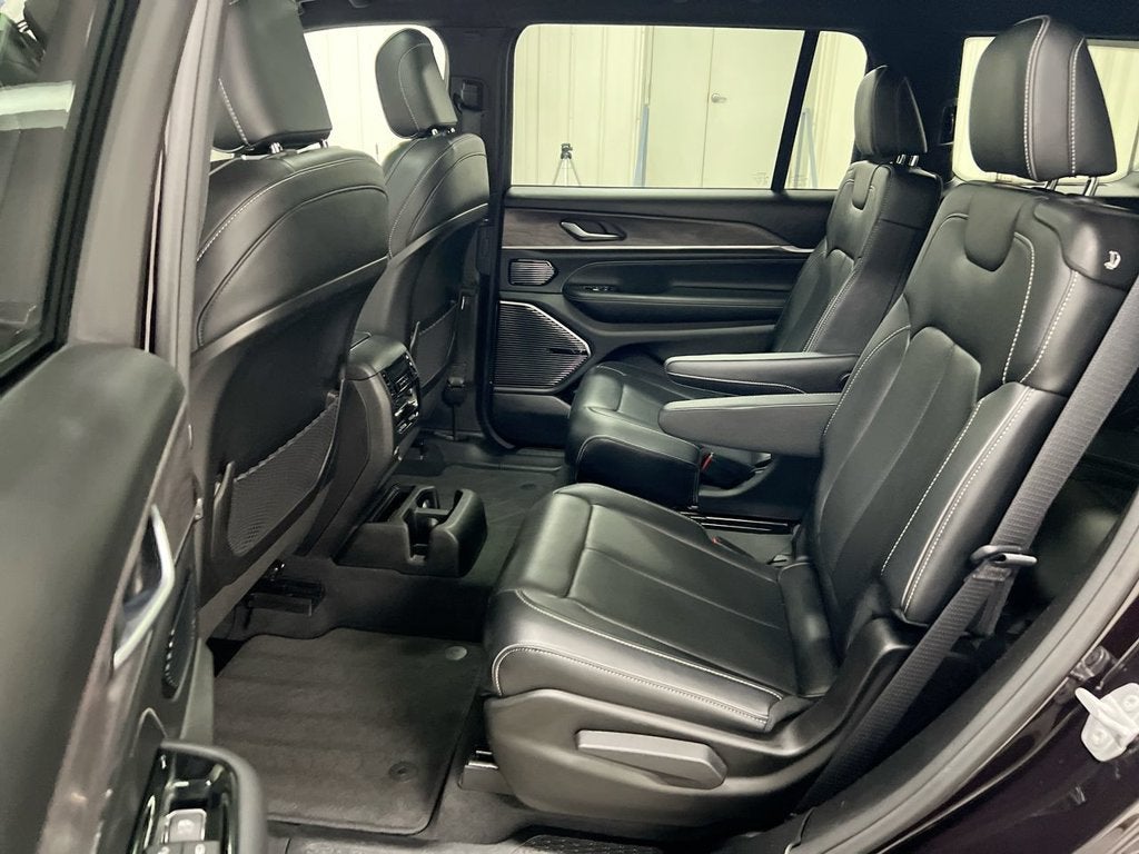 2022 Jeep Grand Cherokee L Overland