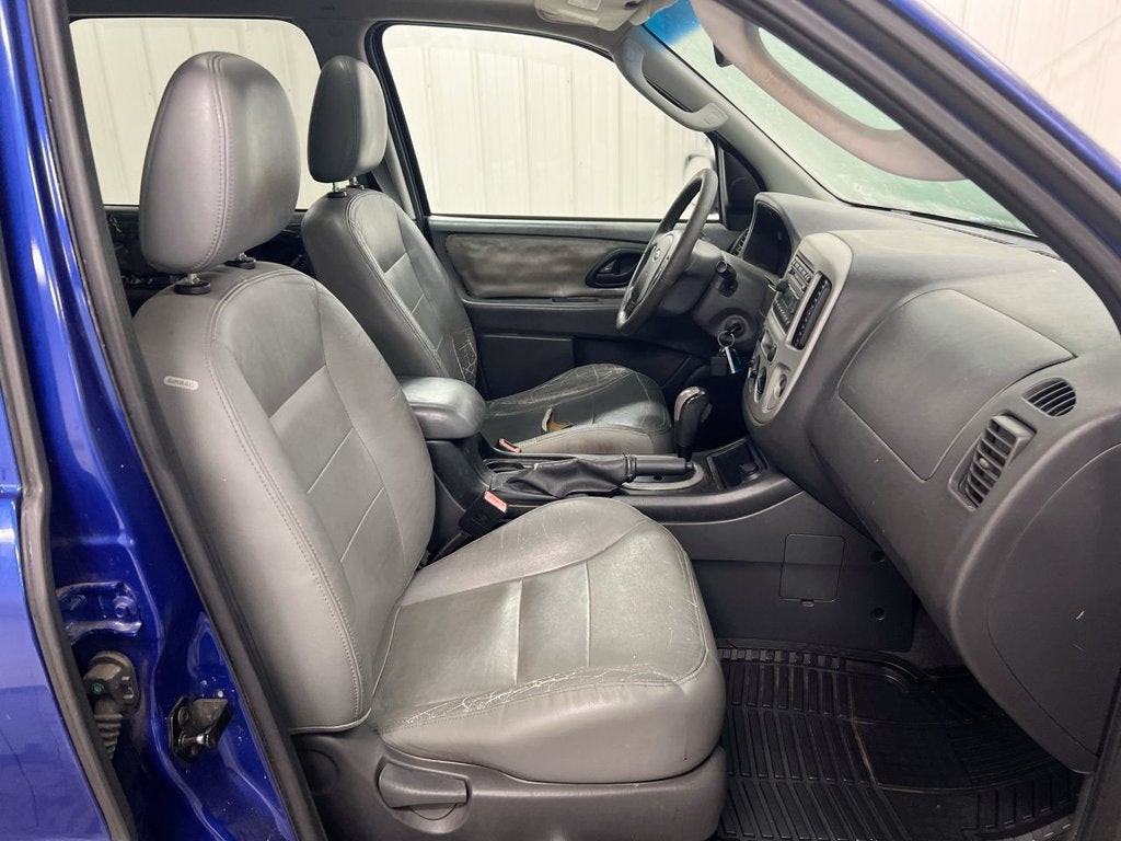 2005 Ford Escape XLT