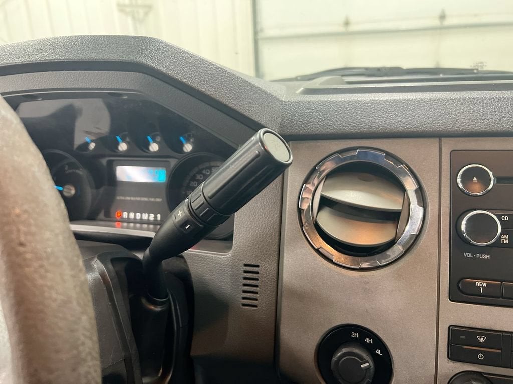2012 Ford Super Duty F-350 DRW XL