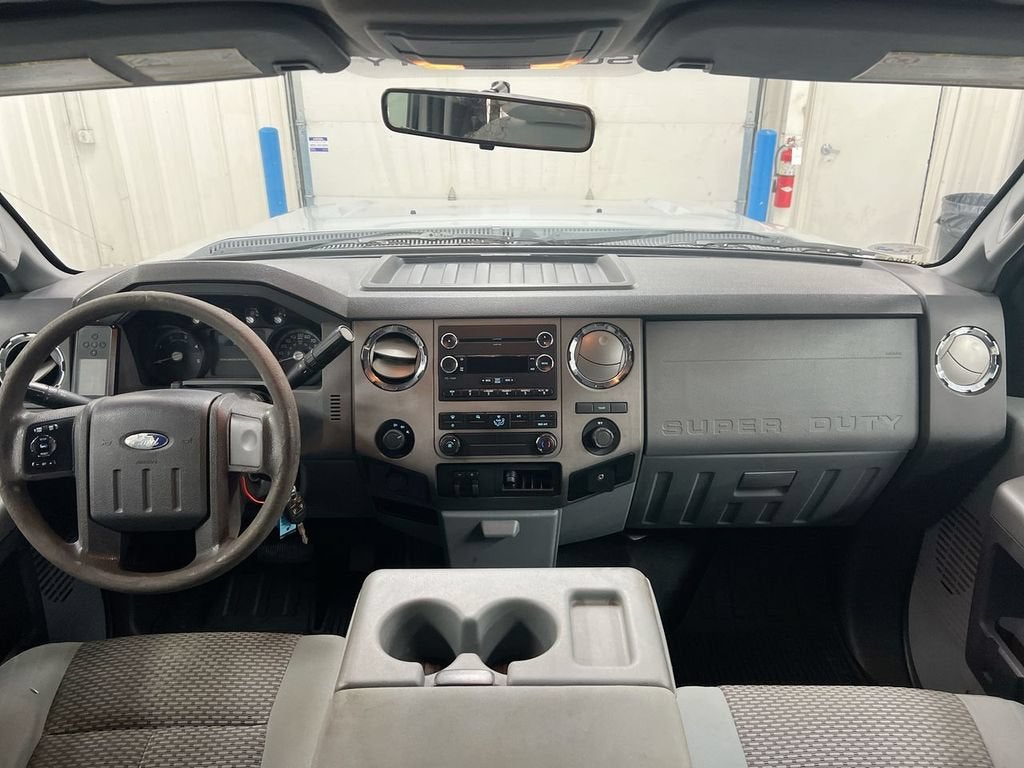 2012 Ford Super Duty F-350 DRW XL