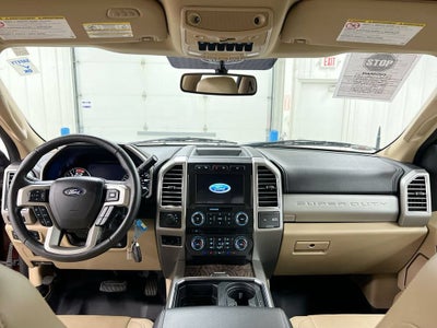 2017 Ford Super Duty F-350 DRW Lariat