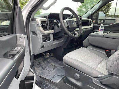 2025 Ford Super Duty F-350 SRW XL