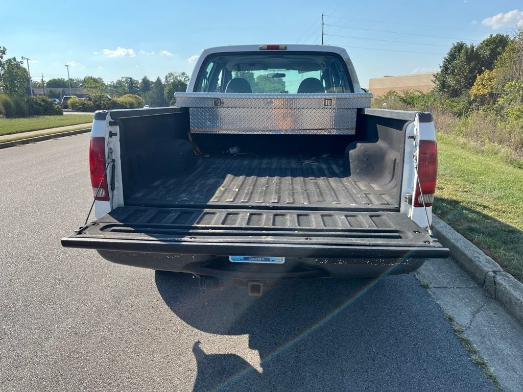 2004 Ford Super Duty F-250 XL