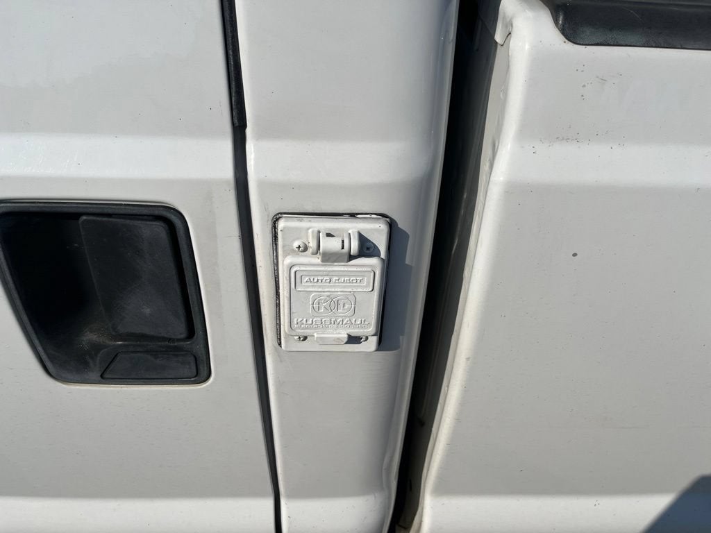 2004 Ford Super Duty F-250 XL