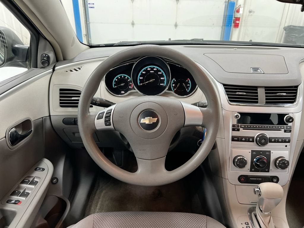 2009 Chevrolet Malibu LS w/1LS