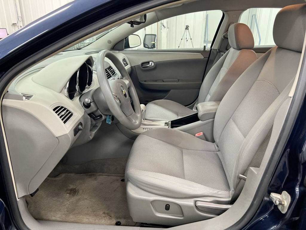 2009 Chevrolet Malibu LS w/1LS