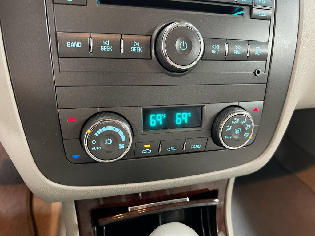 2011 Buick Lucerne CXL Premium
