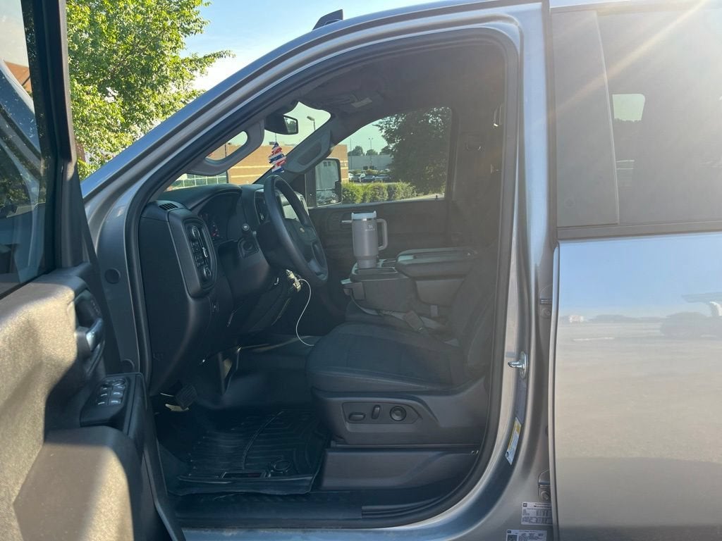 2025 Chevrolet Silverado 2500 HD Custom