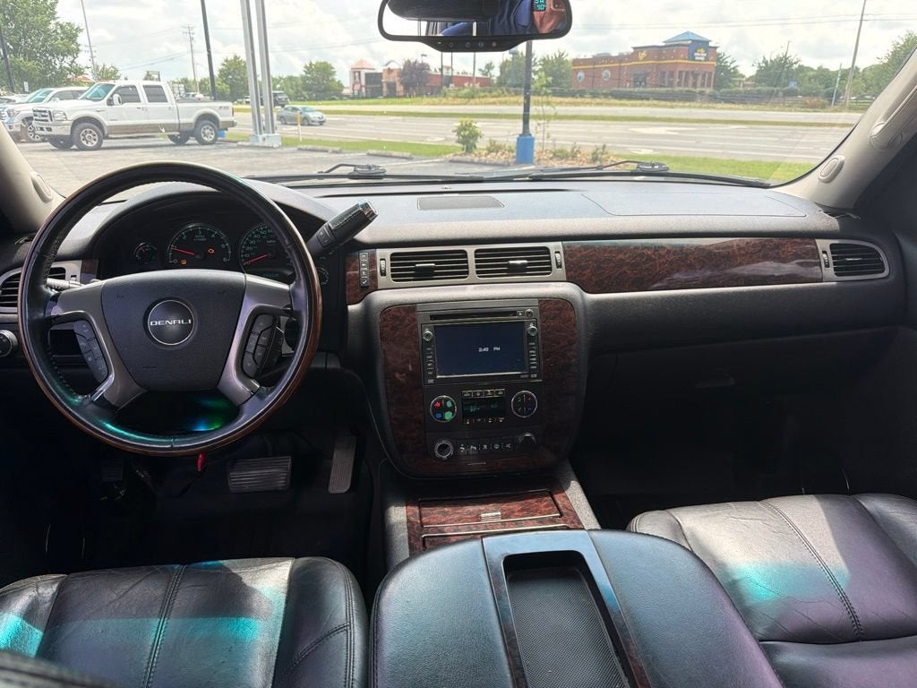 2008 GMC Yukon XL Base