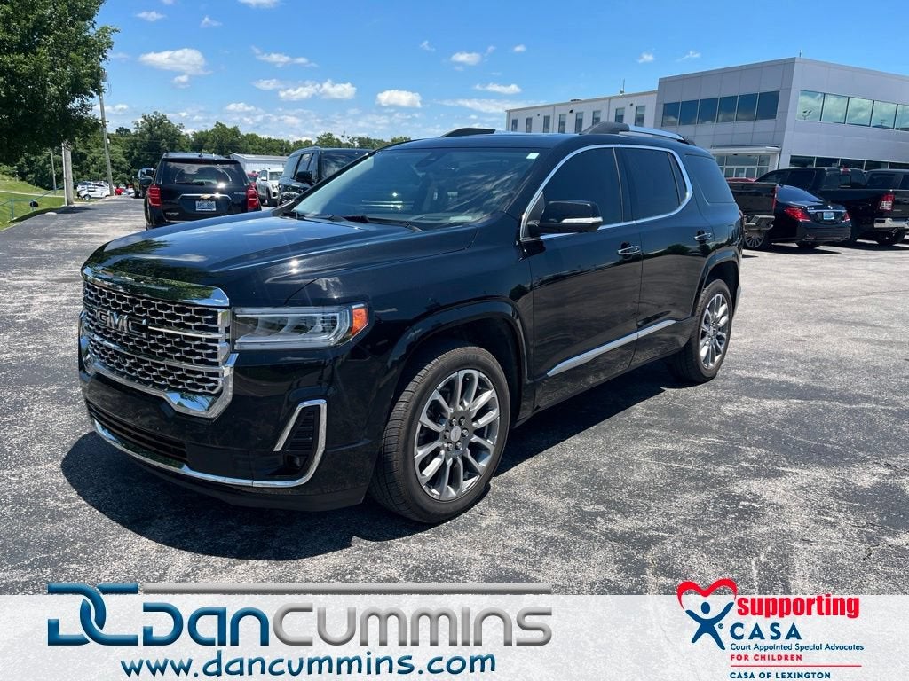 2023 GMC Acadia Denali