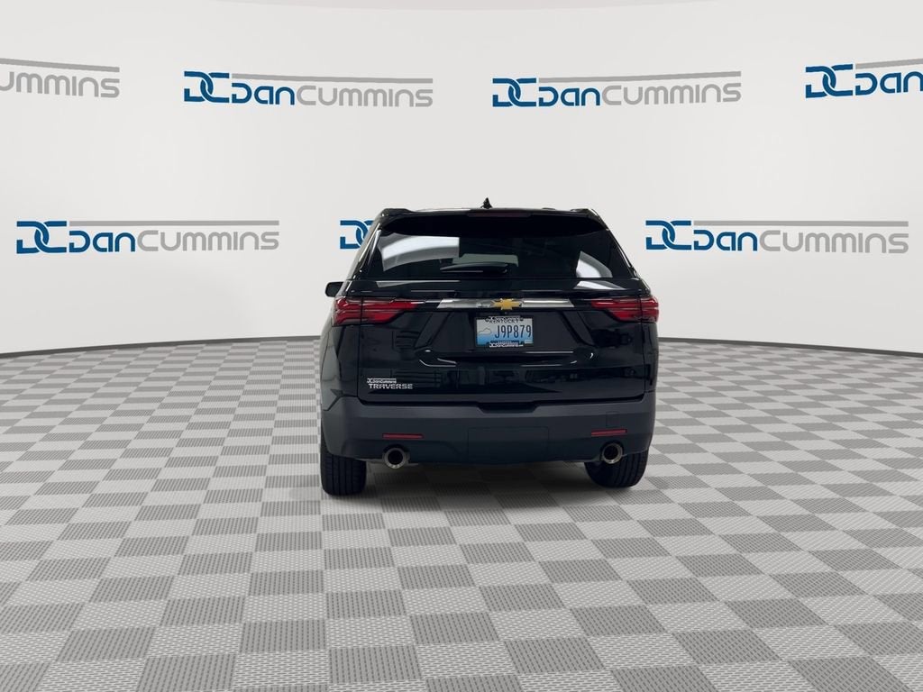 2023 Chevrolet Traverse LS