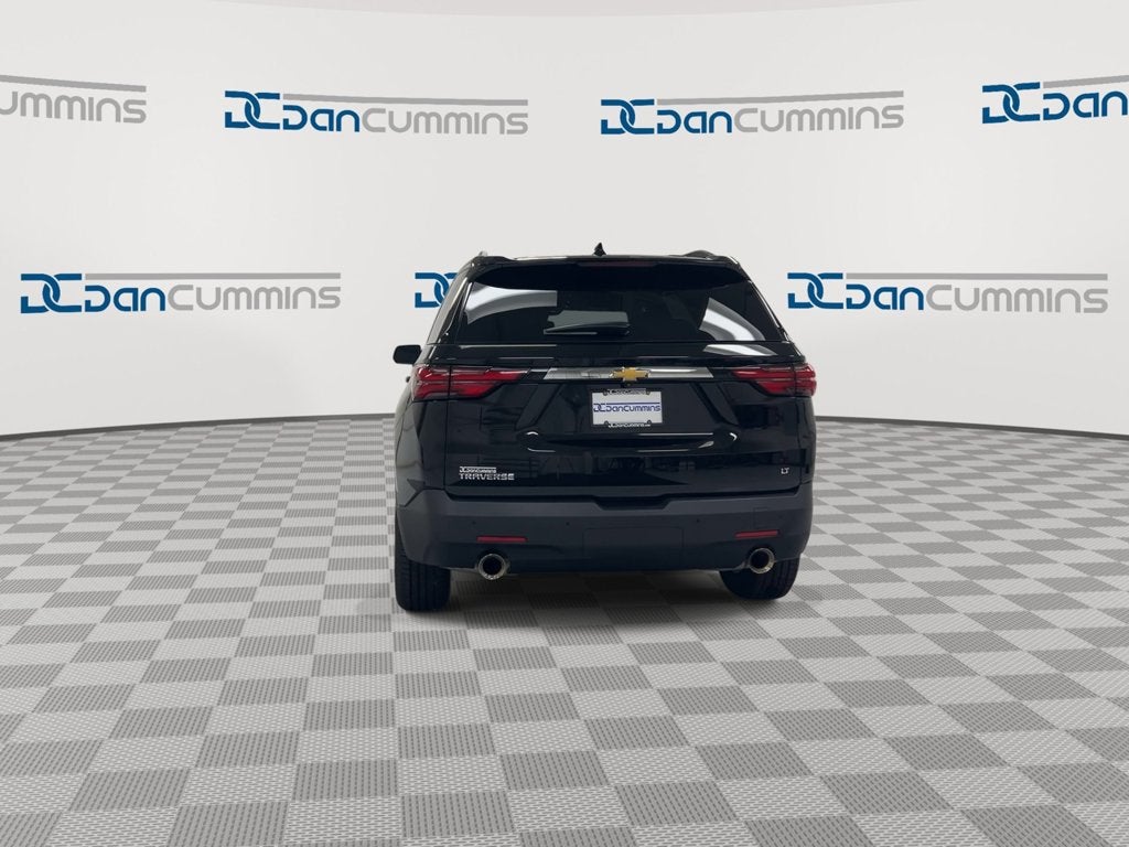 2022 Chevrolet Traverse LT Cloth