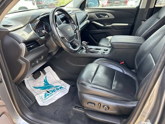 2021 Chevrolet Traverse LT Leather