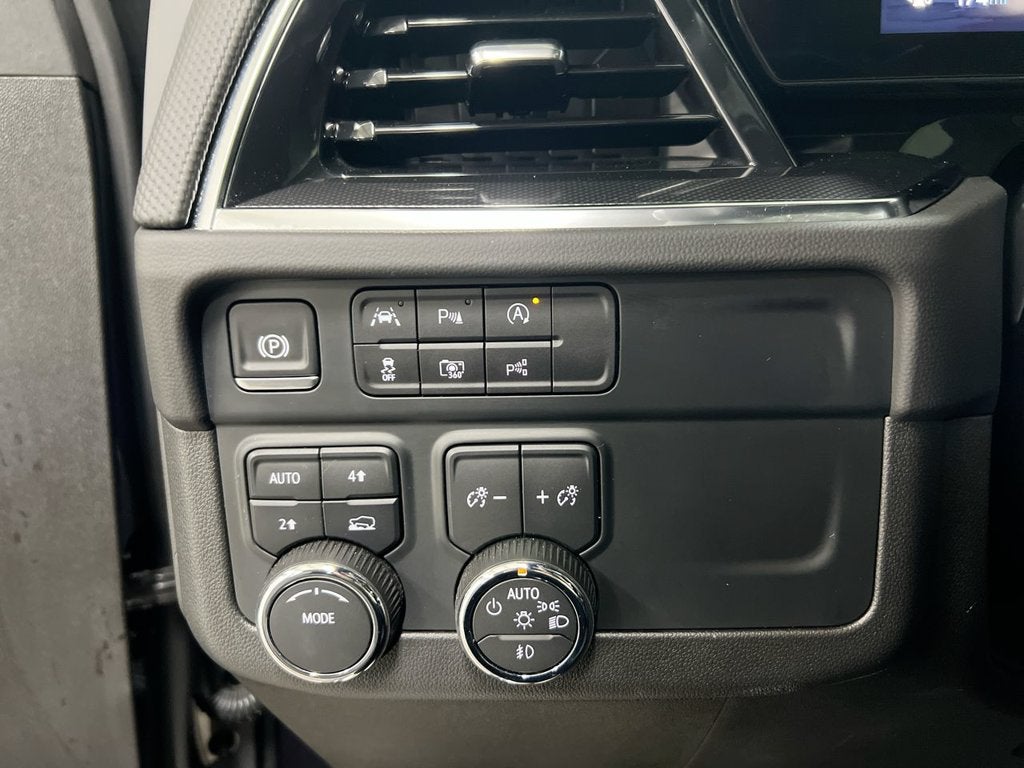 2025 Chevrolet Tahoe RST