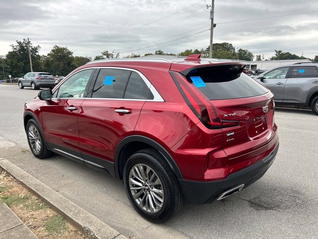 2024 Cadillac XT4 Premium Luxury