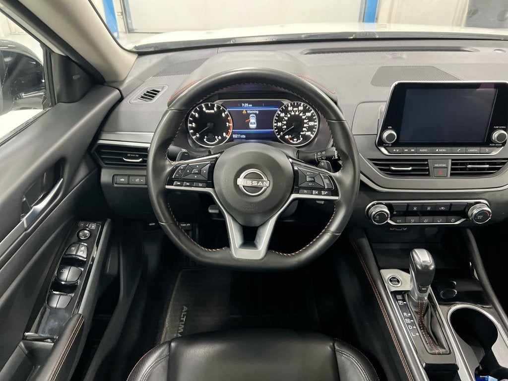 2025 Nissan Altima SR