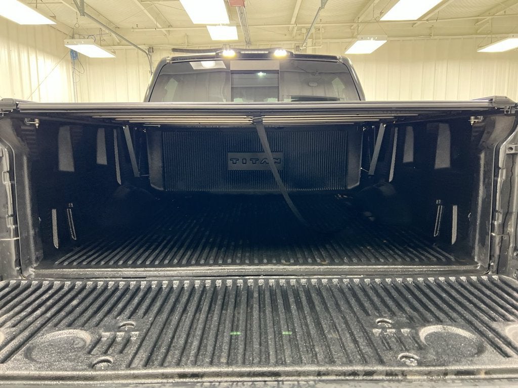 2017 Nissan Titan SV