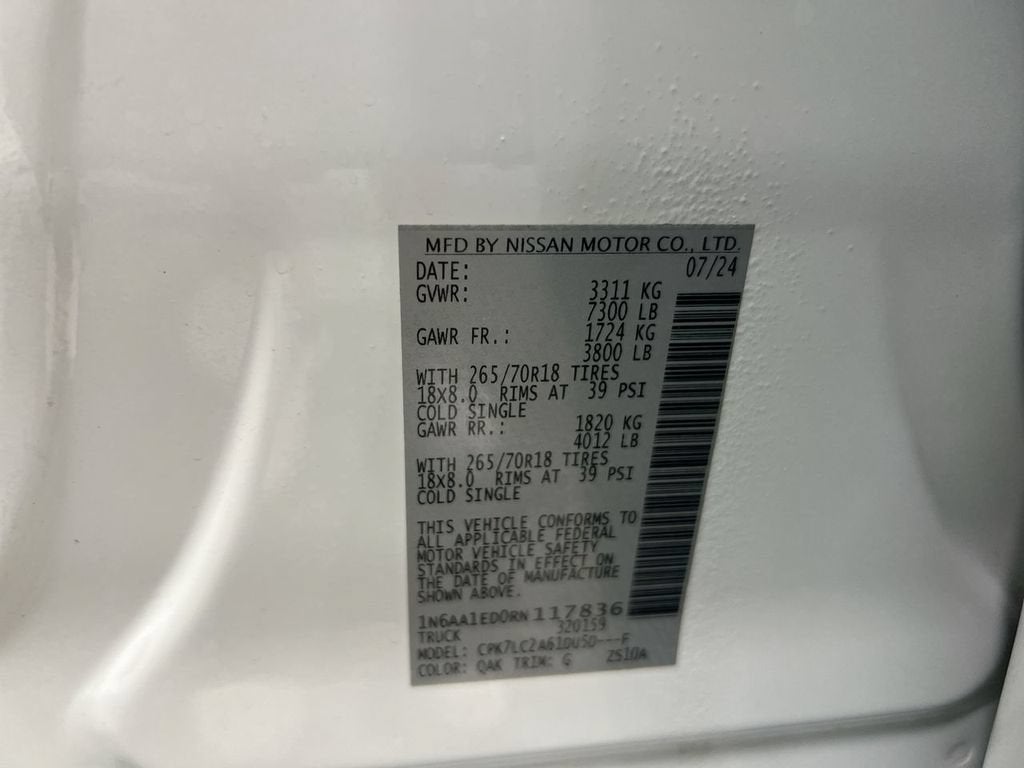 2024 Nissan Titan SV