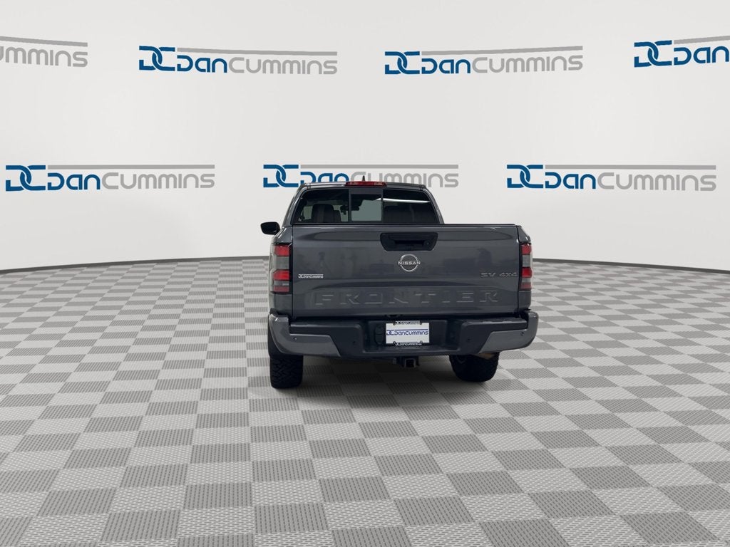 2022 Nissan Frontier SV