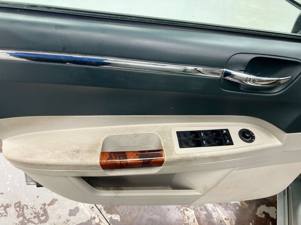 2005 Chrysler 300 300 Touring