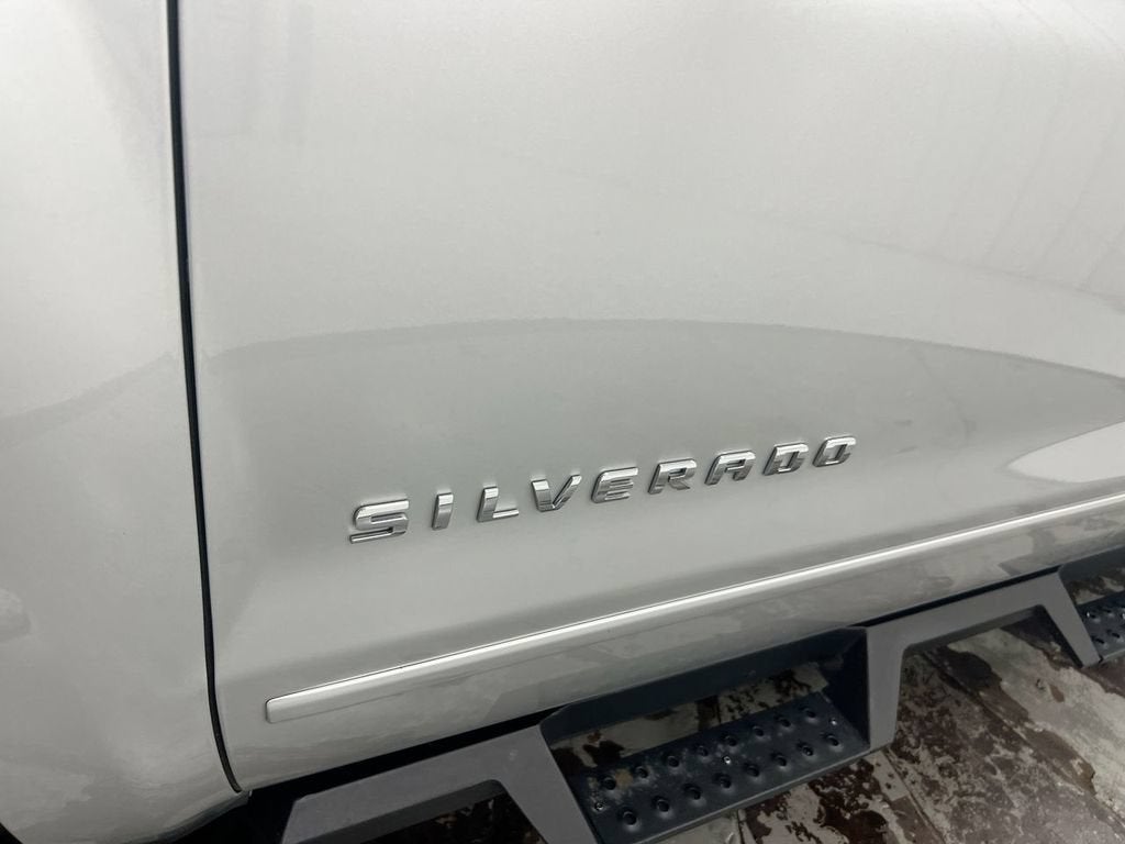 2019 Chevrolet Silverado LD LT