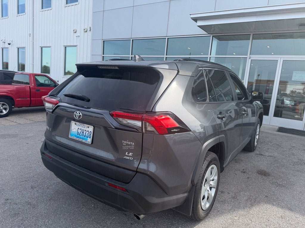 2021 Toyota RAV4 LE