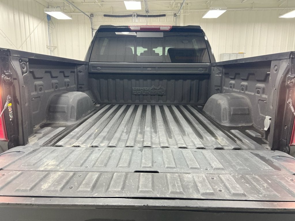 2022 Chevrolet Silverado 1500 LTD High Country
