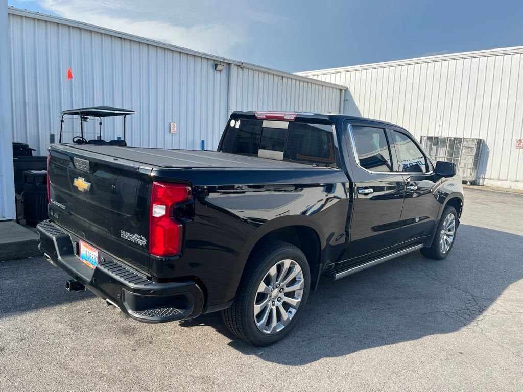 2022 Chevrolet Silverado 1500 LTD High Country