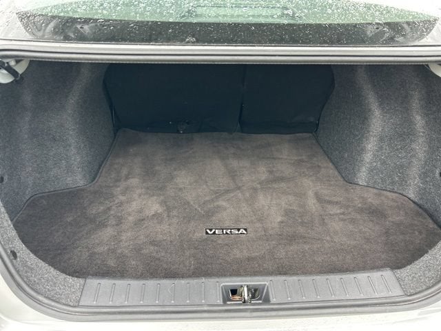 2024 Nissan Versa SV