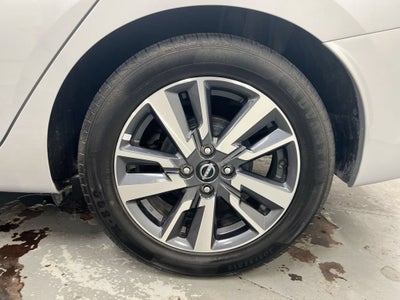 2023 Nissan Versa SV