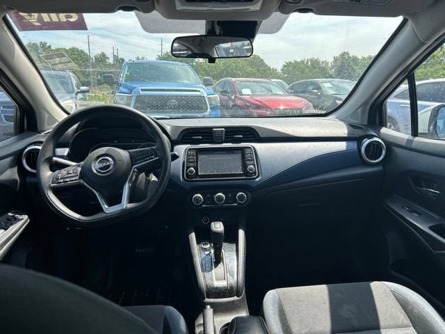 2023 Nissan Versa SV