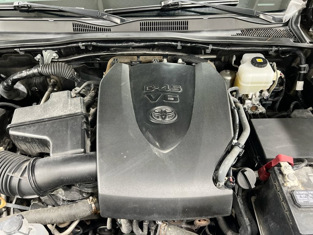 2018 Toyota Tacoma SR