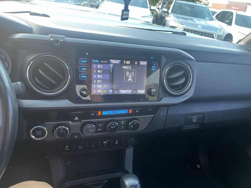 2016 Toyota Tacoma SR