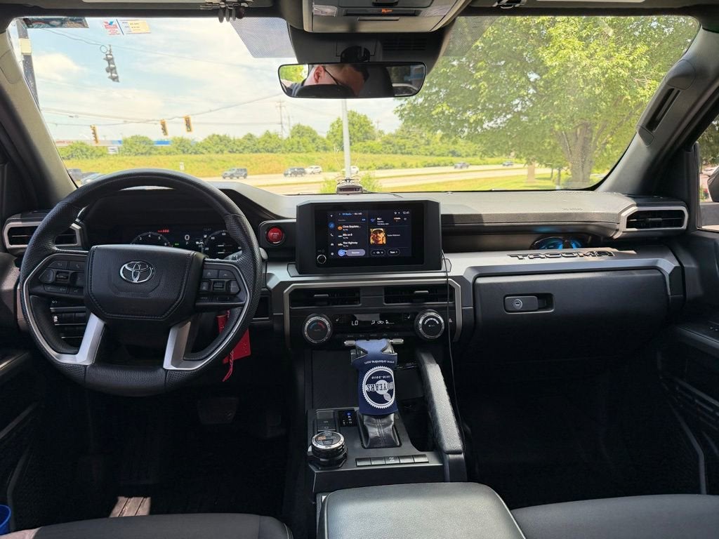 2024 Toyota Tacoma 4WD SR5