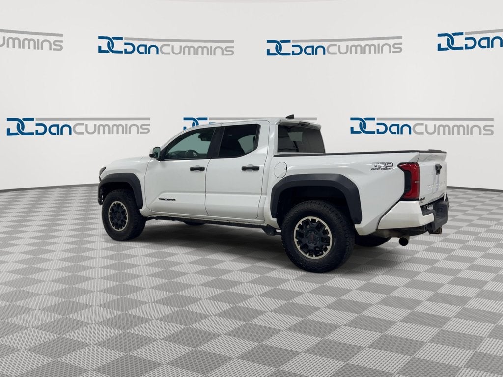 2024 Toyota Tacoma 4WD SR5