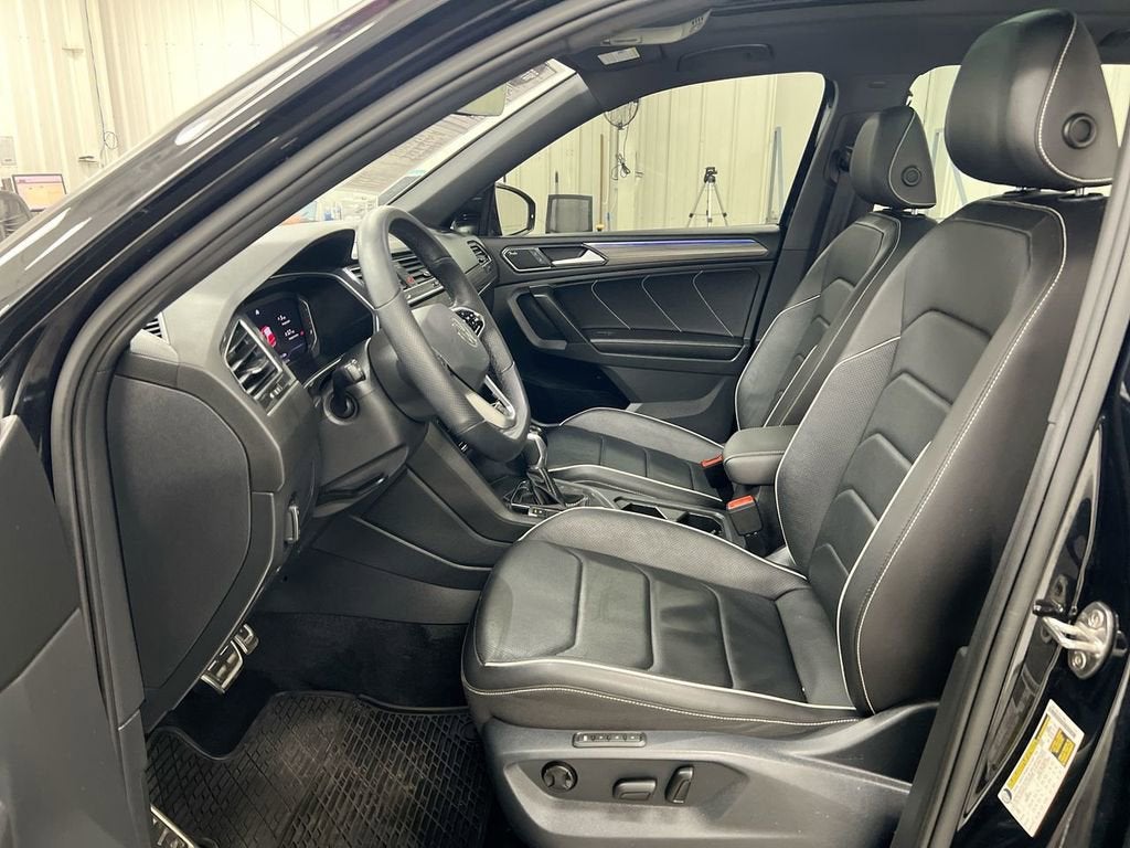 2022 Volkswagen Tiguan SEL R-Line