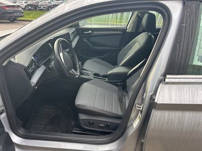 2025 Volkswagen Jetta SE
