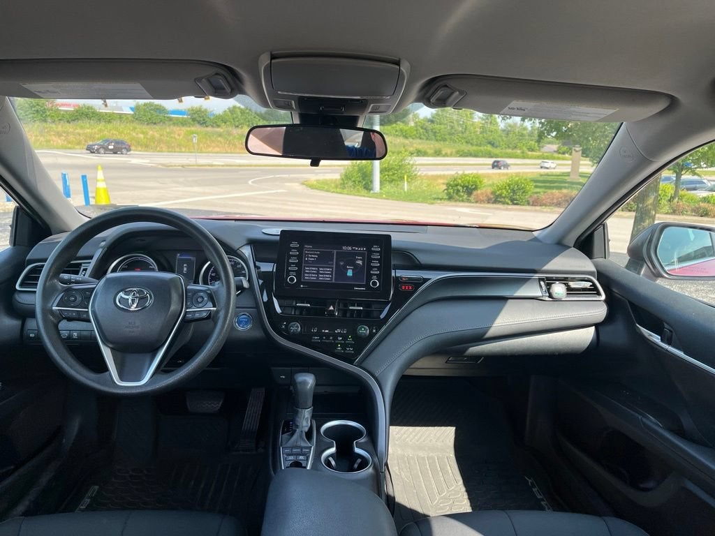 2021 Toyota Camry Hybrid LE