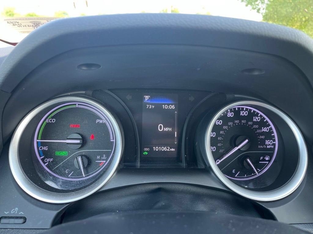2021 Toyota Camry Hybrid LE