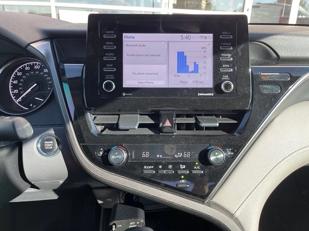 2022 Toyota Camry SE