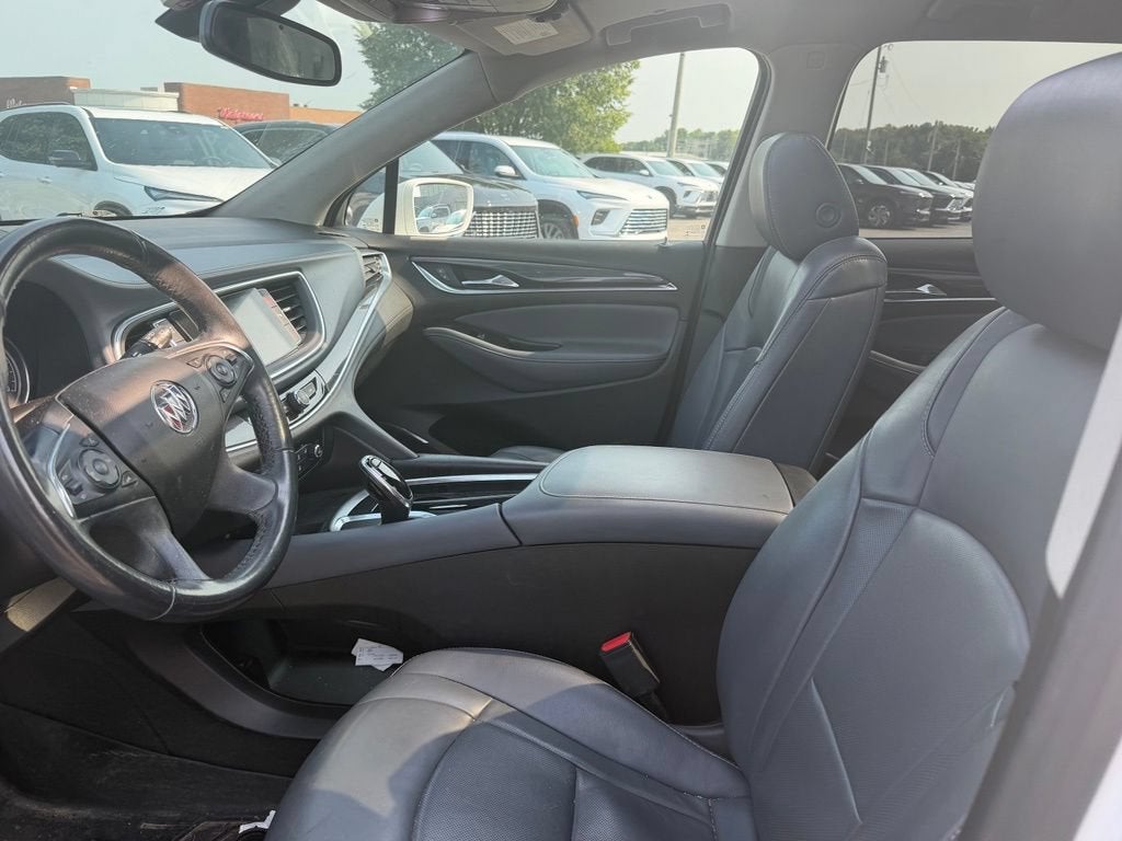 2020 Buick Enclave Essence