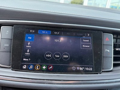 2020 Buick Enclave Essence