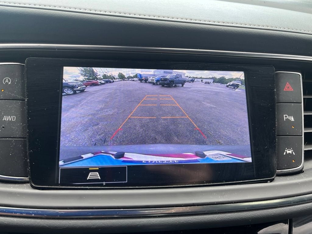 2023 Buick Enclave Essence