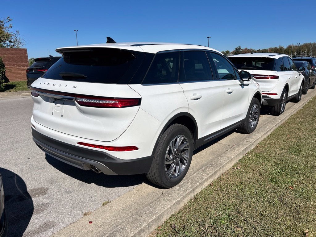 2023 Lincoln Corsair Standard