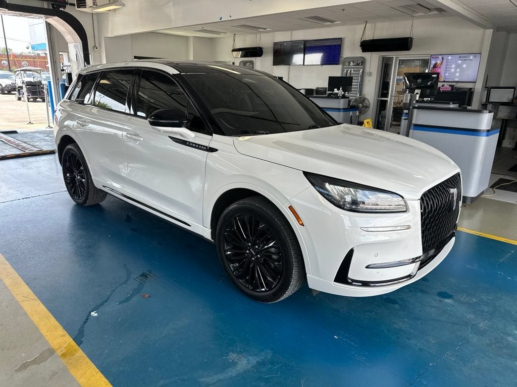 2023 Lincoln Corsair Standard