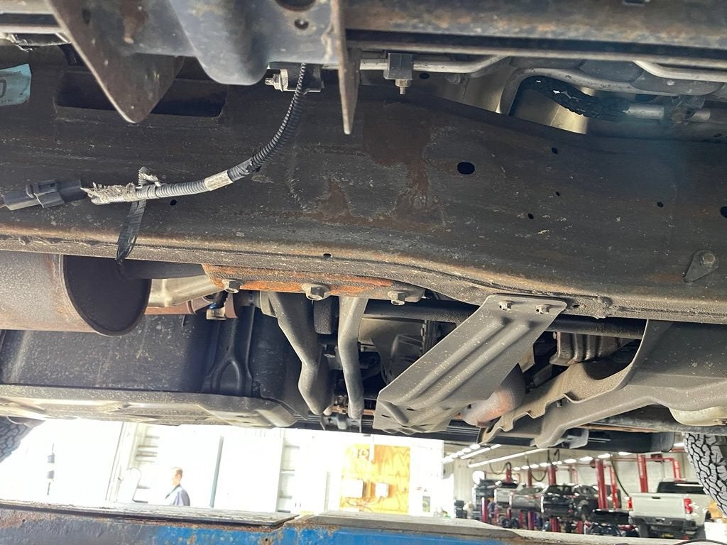 2001 Lincoln Navigator Base